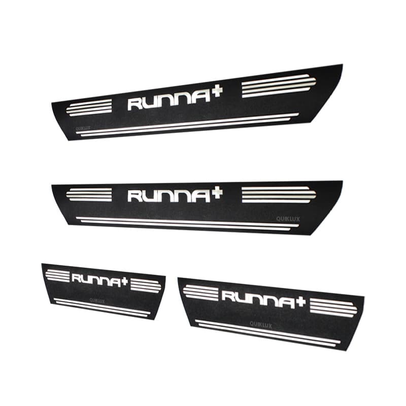 برچسب پارکابی طرح چرمی مدل ونوس نوشته رانا پلاس Runna + لاتین — تصویر ۳