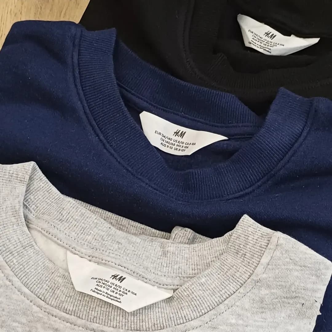 دورس بچگانه H&M وارداتی سرمه‌ای و مشکی | ۴ تا ۱۶ سال — تصویر ۲