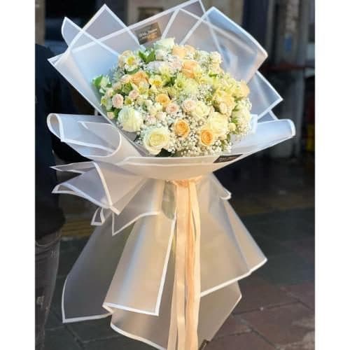 دسته گل زیبای رز 5817