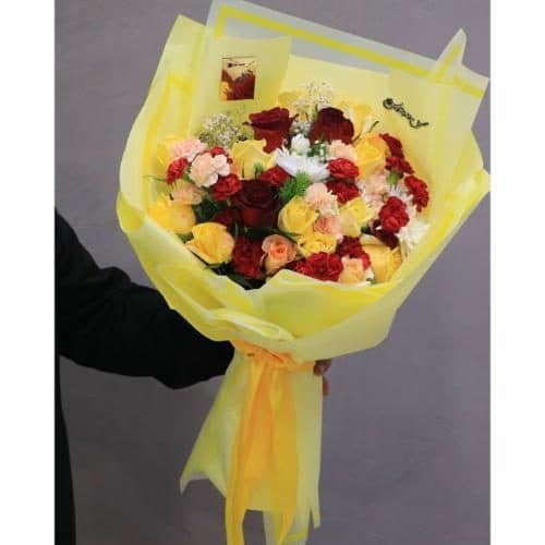 دسته گل رز ترکیبی 5781