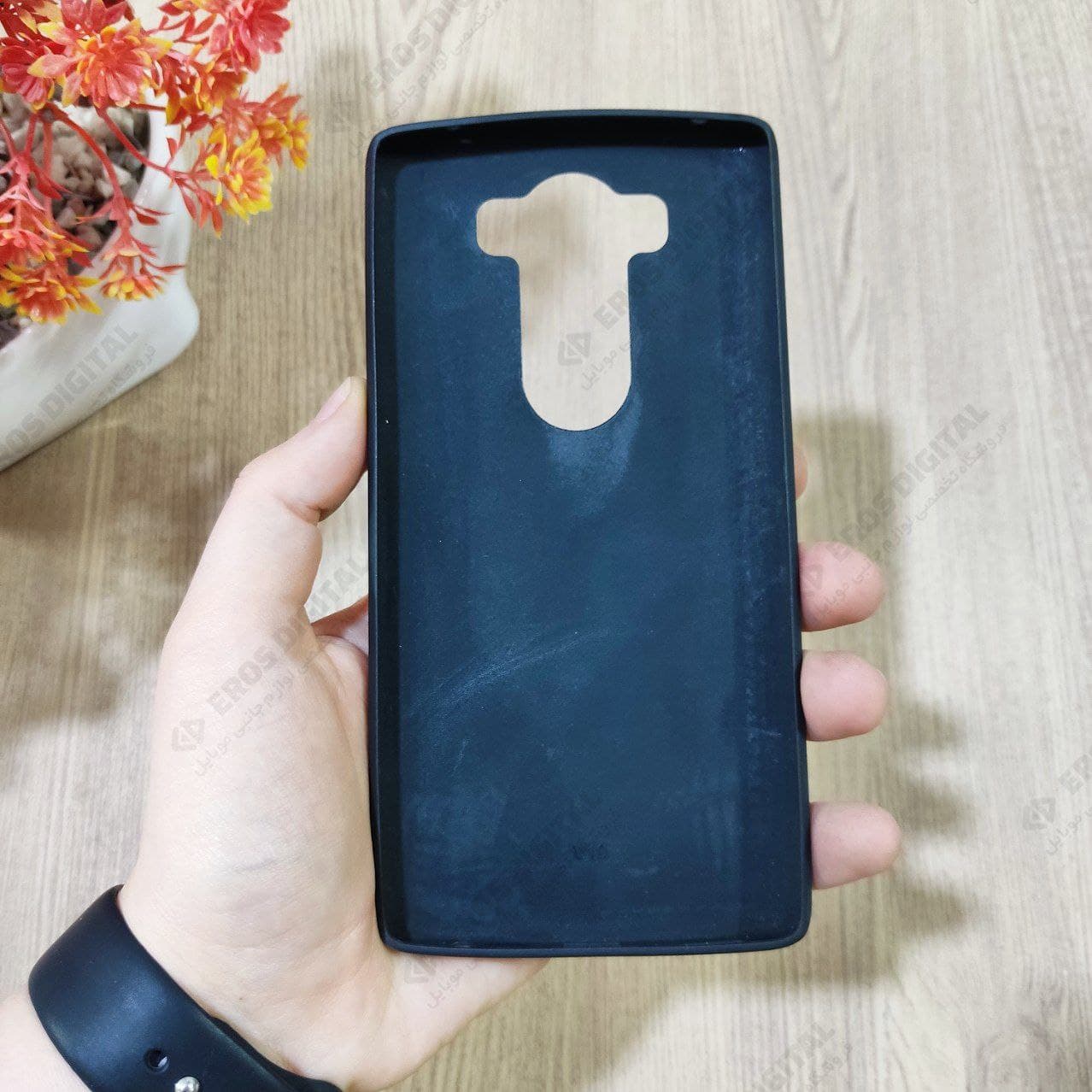 قاب گوشی LG V10 مدل پشت چرم با لوگو — تصویر ۳