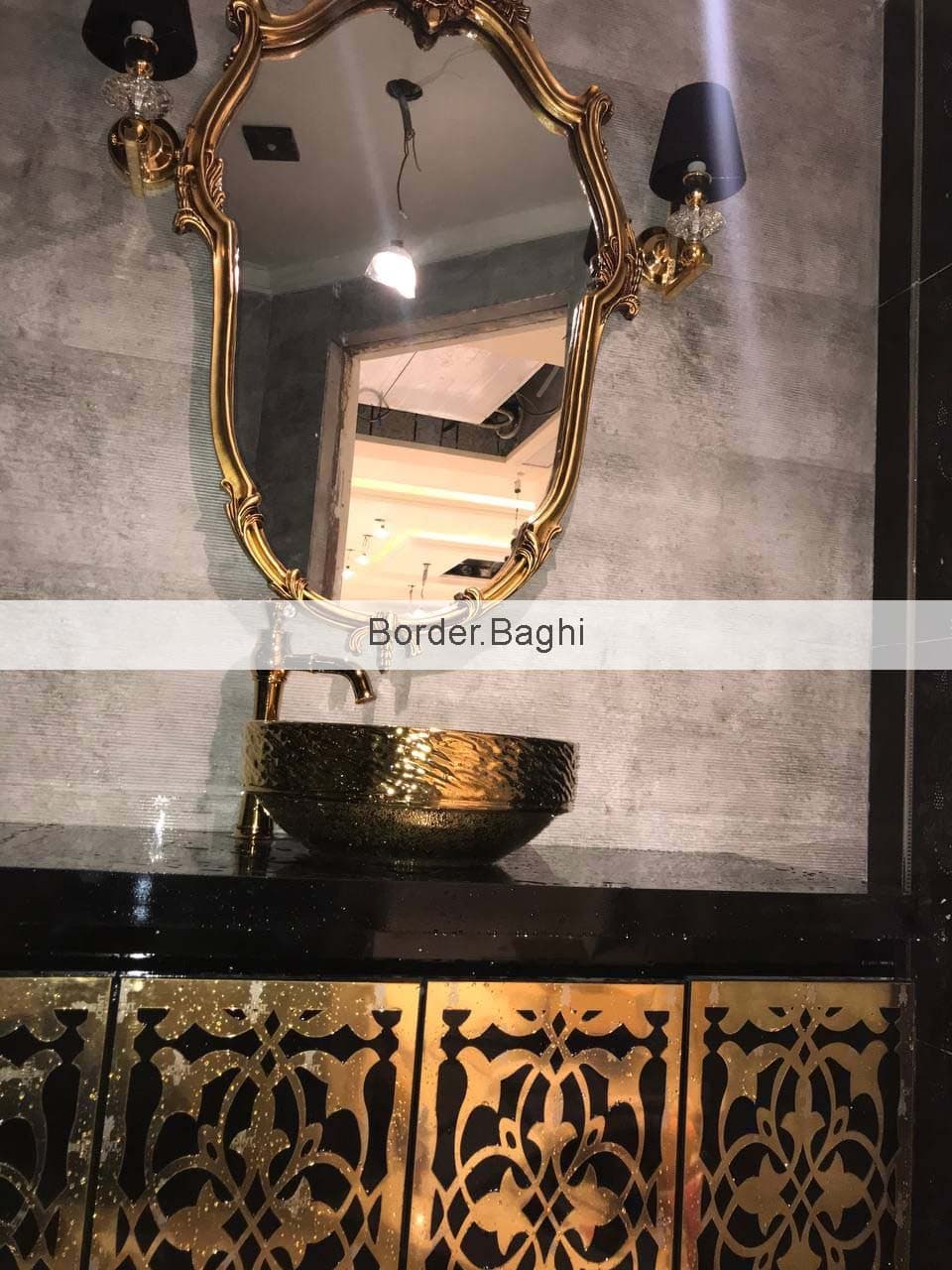 کابین روشویی مدل کاوالی مشکی طلایی — تصویر ۲