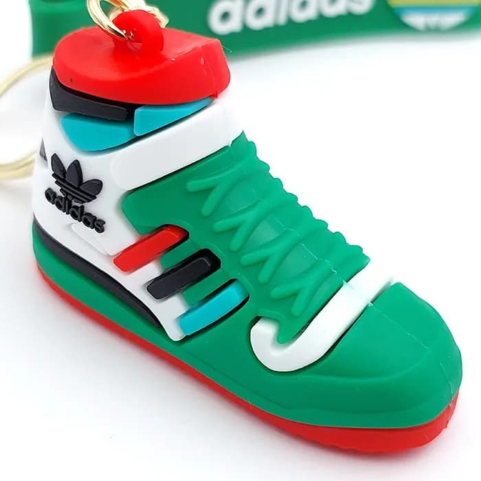 سرکلیدی سیلیکونی کفش آدیداس adidas سبز 39060 — تصویر ۲
