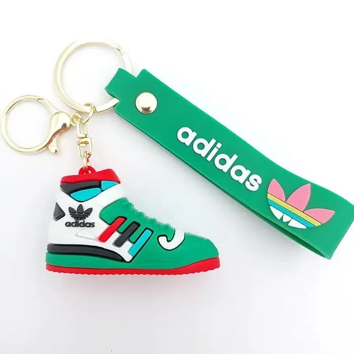 سرکلیدی سیلیکونی کفش آدیداس adidas سبز 39060