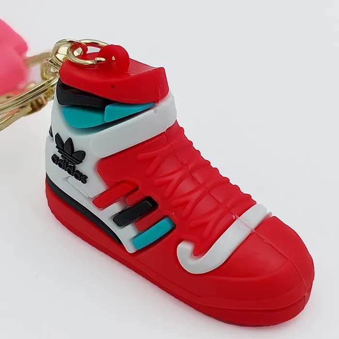 سرکلیدی سیلیکونی کفش آدیداس adidas قرمز 39060 — تصویر ۲