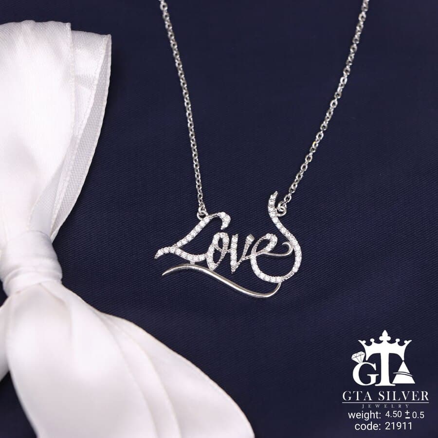 مدال نقره زنانه Love نگین دار میکرو کد 21911 — تصویر ۲