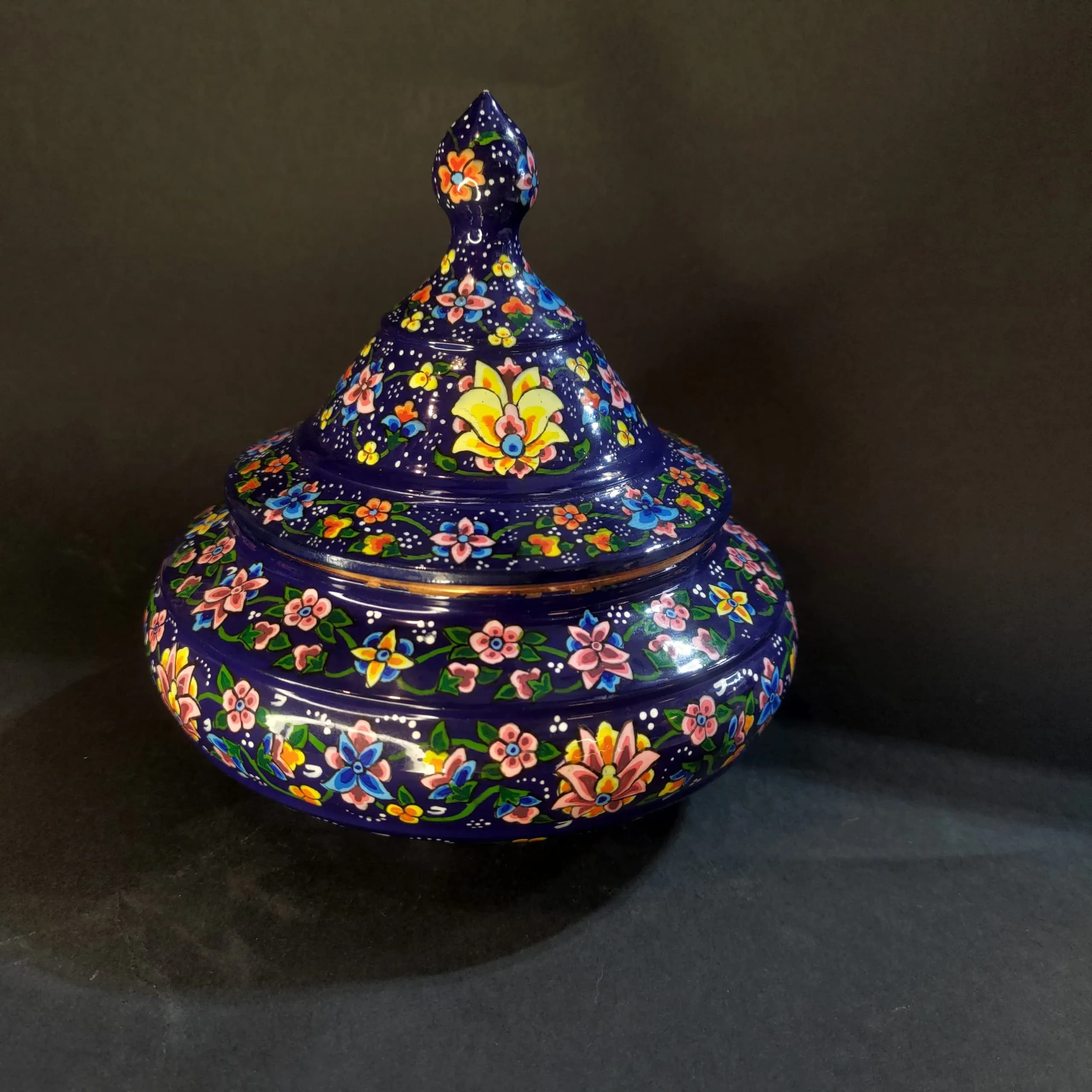 شکلات خوری سفینه ای مس پرداز — تصویر ۴