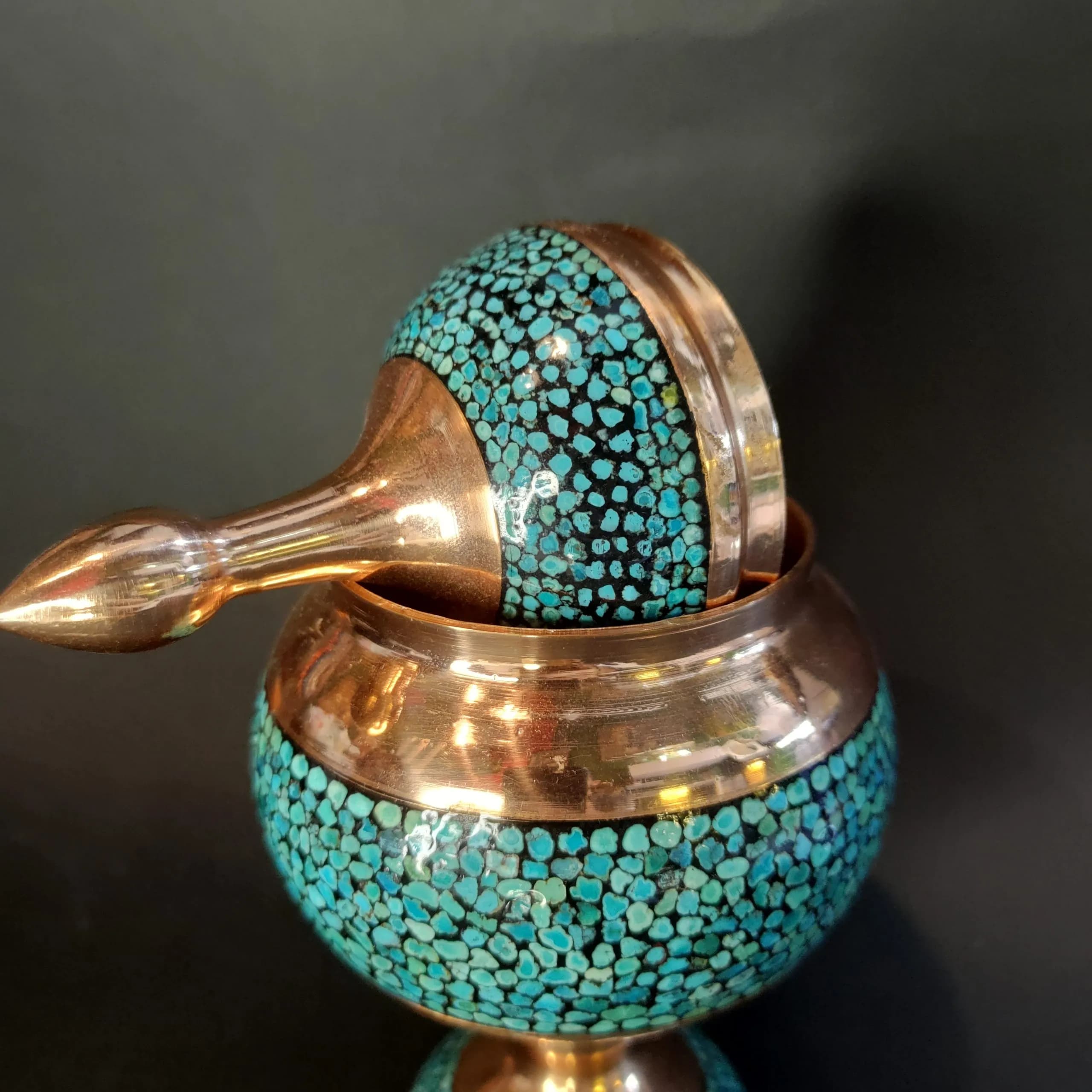 شکلات خوری فیروزه کوب نانو شده سایز 20 — تصویر ۳
