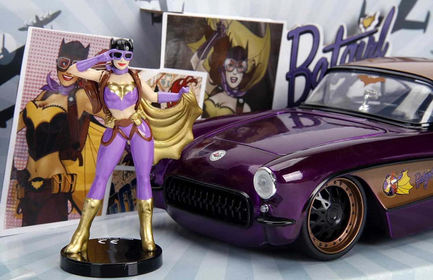 ماشین فلزی جادا شورلت کوروت 1957 به همراه فیگور batgirl — تصویر ۶