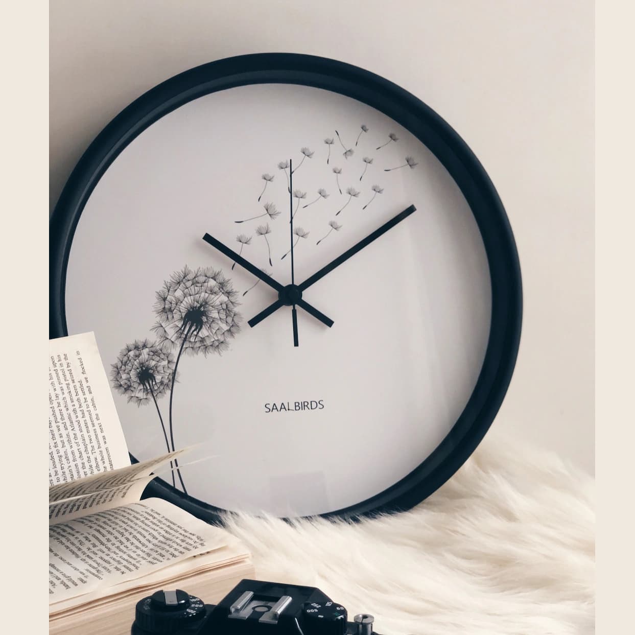 ساعت دیواری سال بردز مدل قاصدک — تصویر ۲