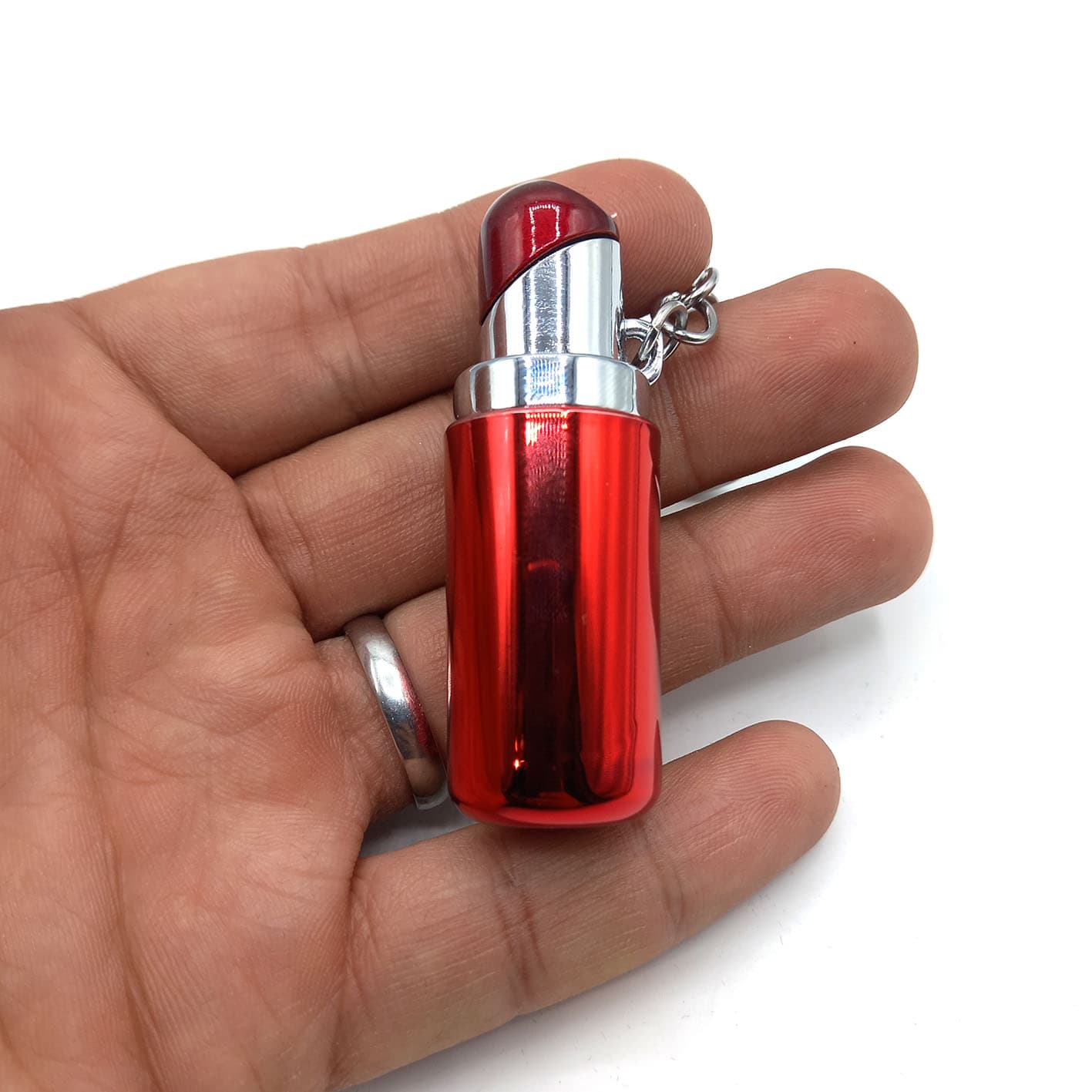 فندک فانتزی و جاسوئیچی مدل رژ لب قرمز کد A110013 — تصویر ۲
