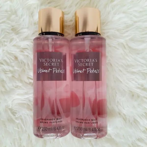 بادی اسپلش زنانه ویکتوریا سکرت مدل Velvet Petals — تصویر ۲
