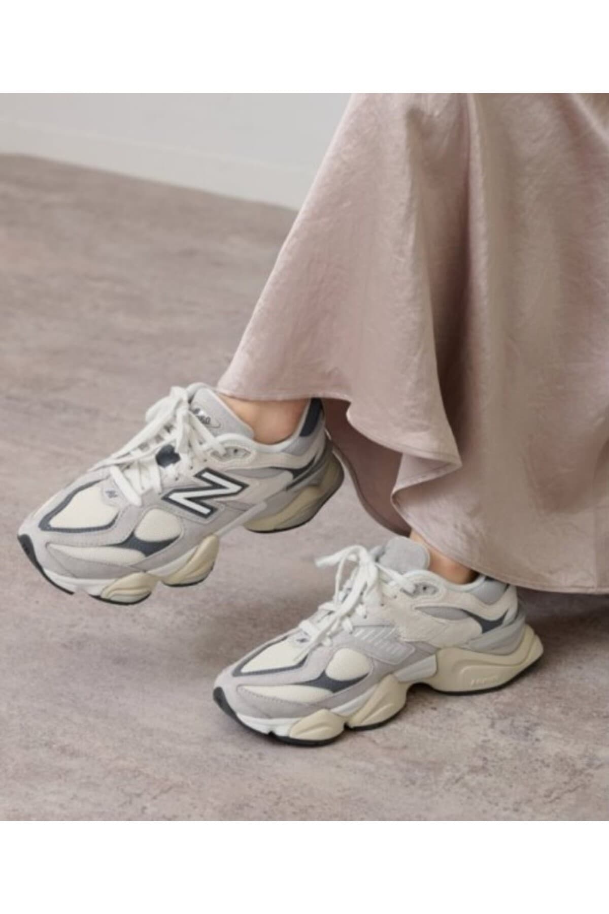 کفش اسنیکر نیو بالانس زنانه منسوجات کرم رنگ Authentic راسته کژوال/روزمره | New Balance U9060EEB VN