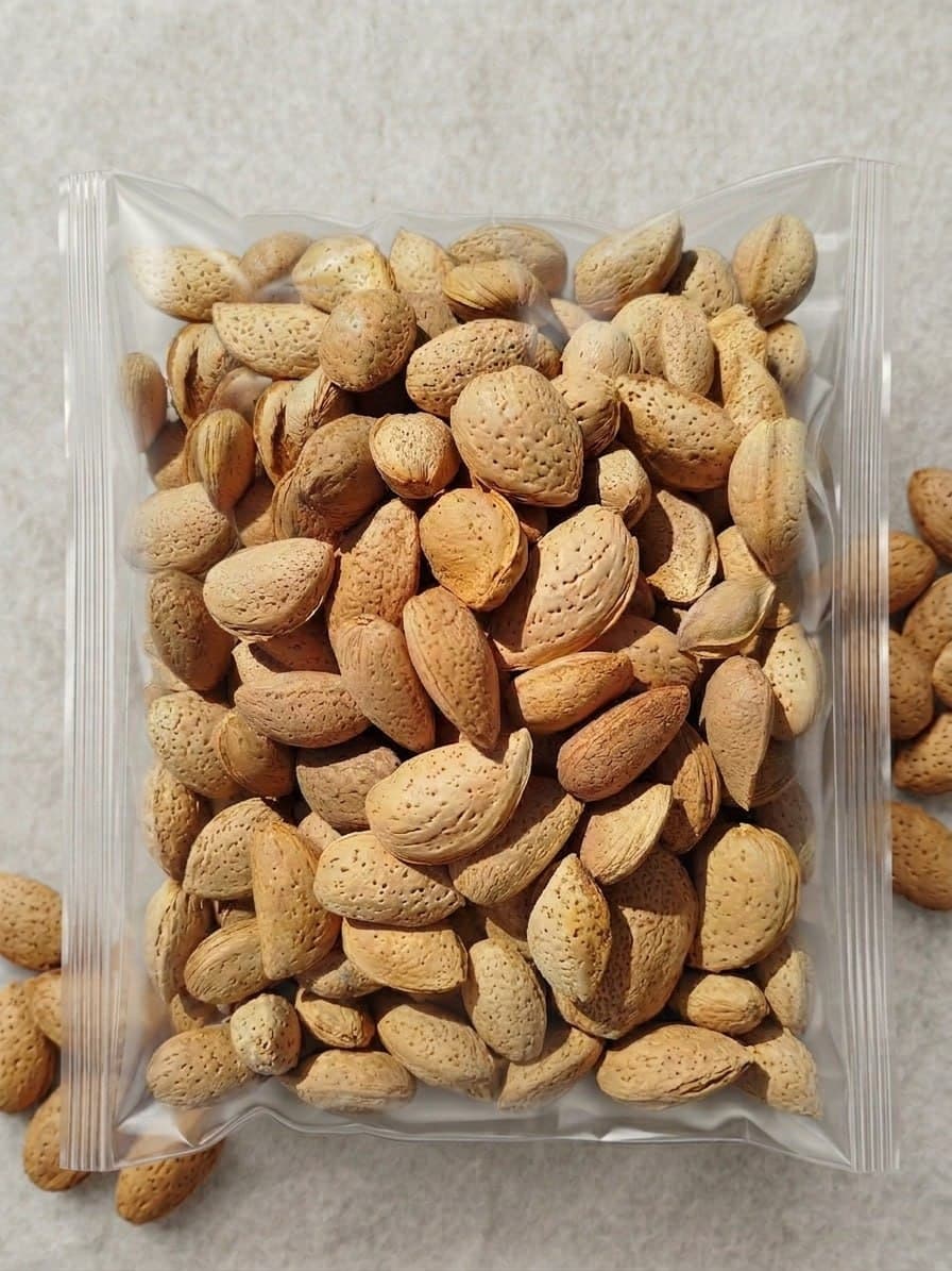 بادام درختی سنتی اعلا (1 کیلو)