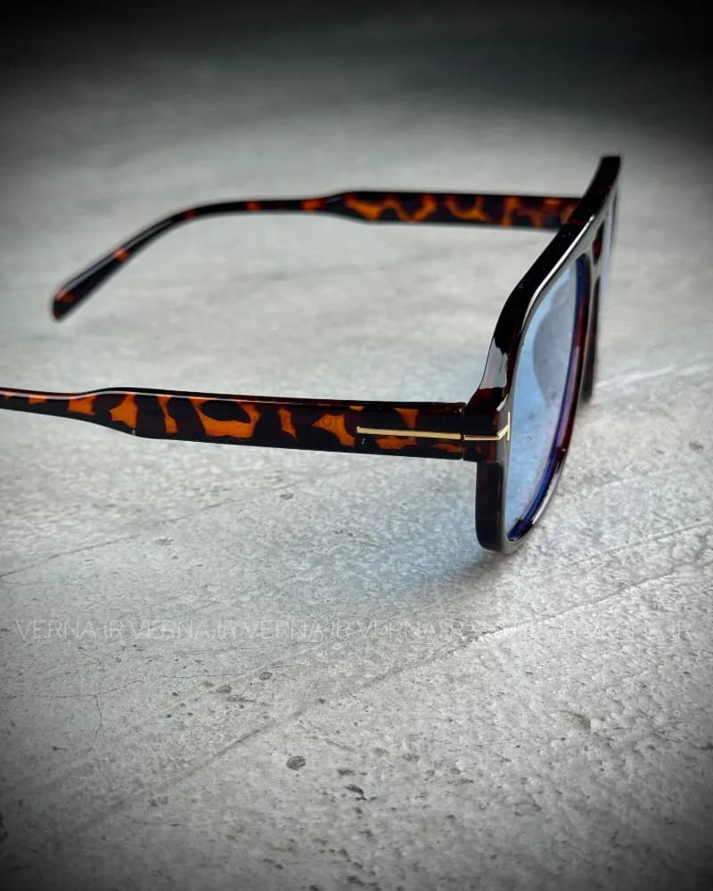 عینک افتابی TOM FORD — تصویر ۴