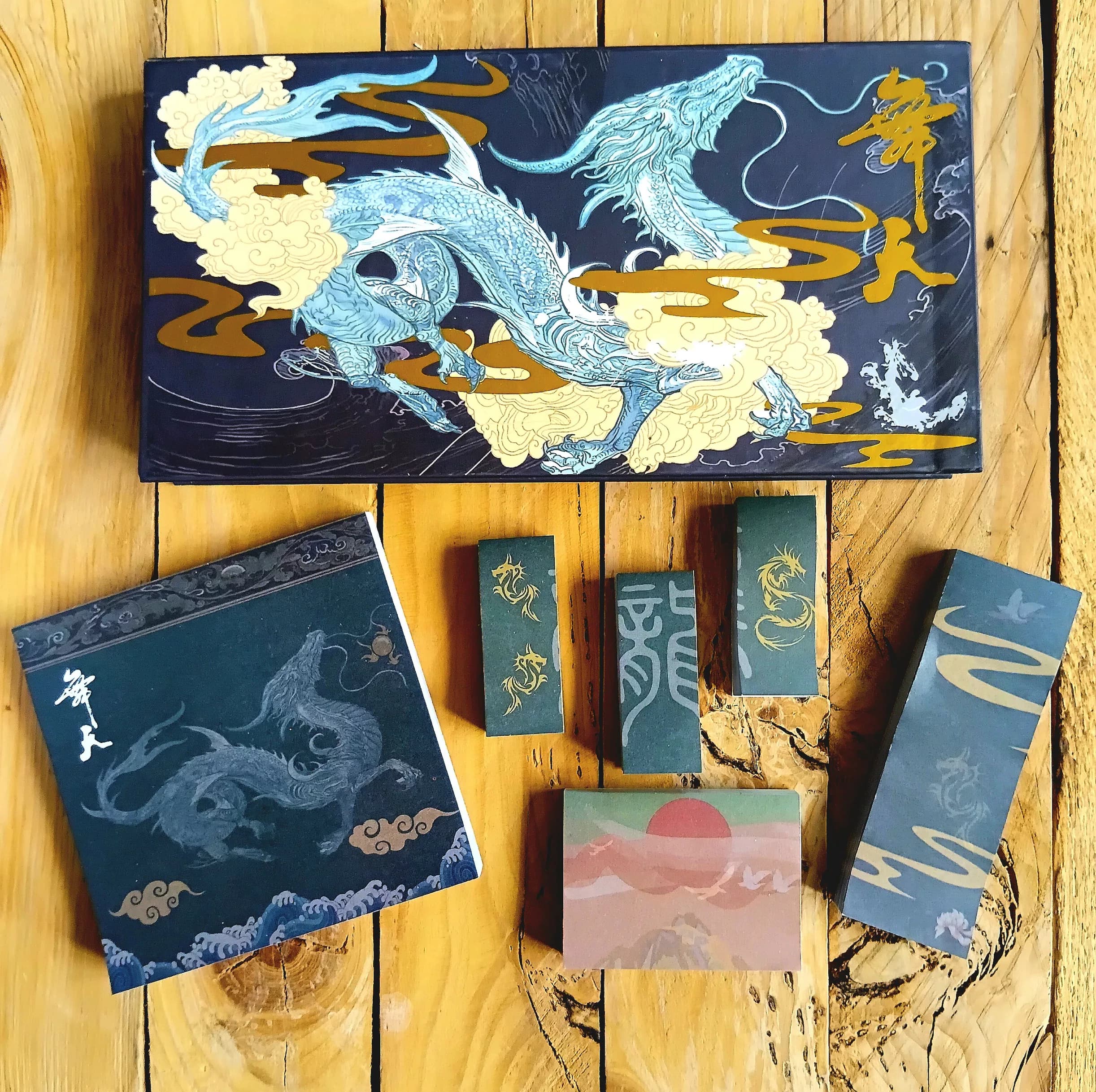 کاغذ یادداشت موکا مدل Water Dragon Spirit سایز 19*10 سانتی متر مجموعه 6 عددی — تصویر ۳