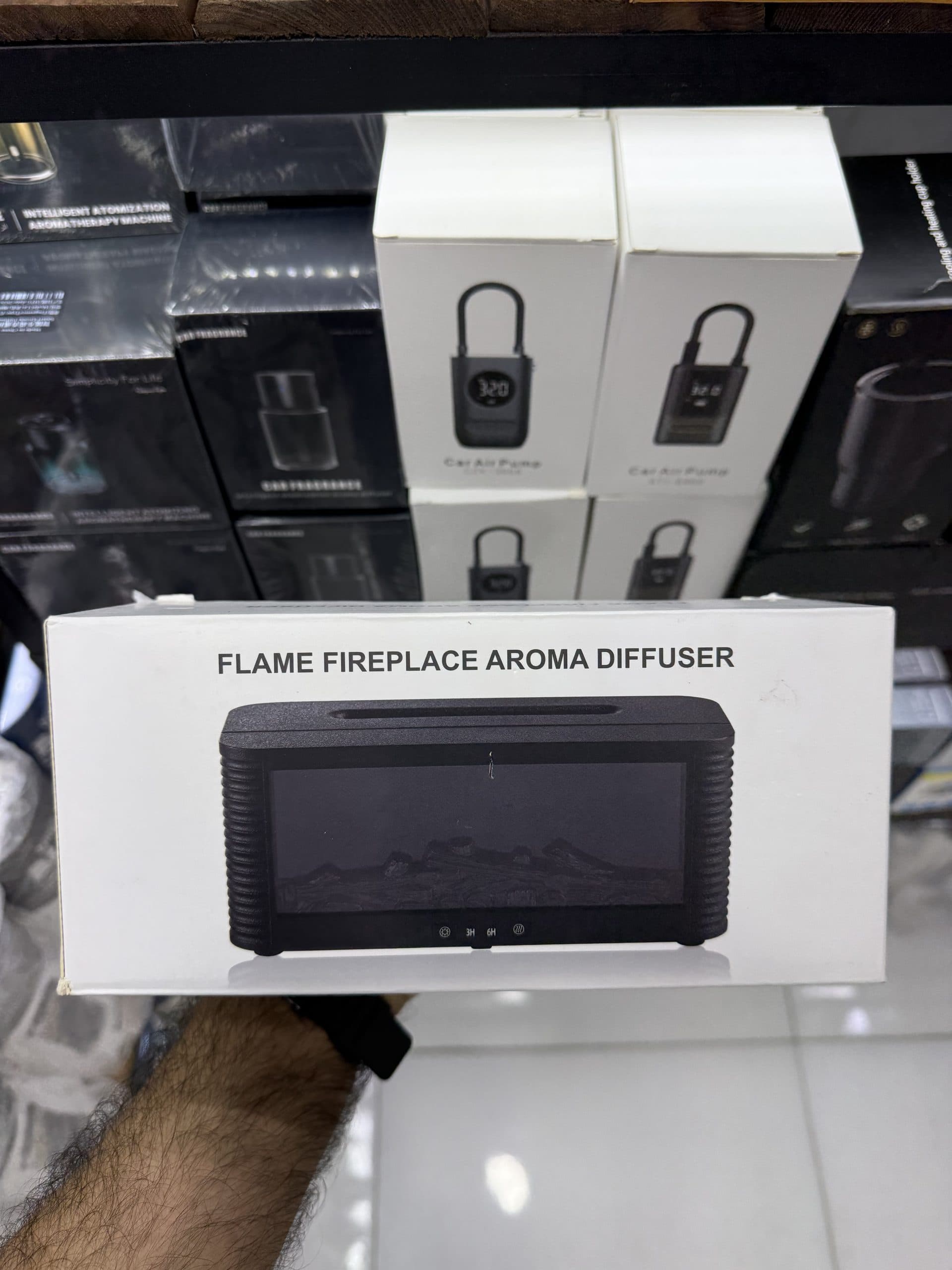 دستگاه بخور سرد و رطوبت‌ساز شومینه‌ای Flame Fireplace Aroma Diffuser مدل 315 با ظرفیت 250 میلی‌لیتر، شعله مصنوعی، نور رنگی، تایمر و ریموت کنترل |اورجینال(عمده و تک) — تصویر ۳