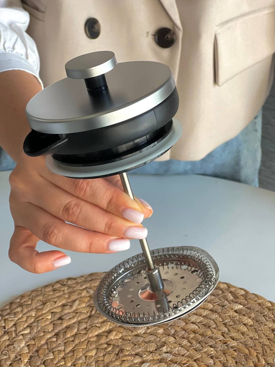 فرنچ پرس 600 میل One Coffee رنگ مشکی — تصویر ۵