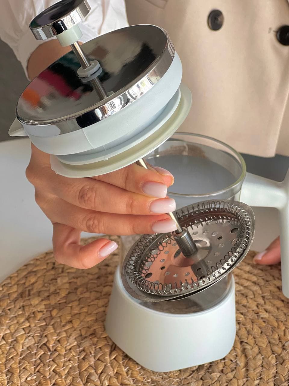 فرنچ پرس 600 میل One Coffee رنگ طوسی روشن — تصویر ۳