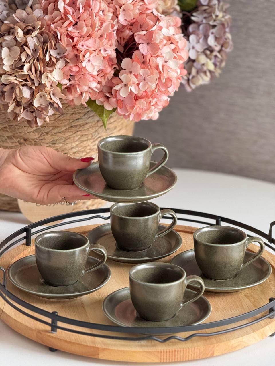 فنجان و نعلبکی قهوه خوری روستیک بن سای – رنگ زیتونی — تصویر ۳