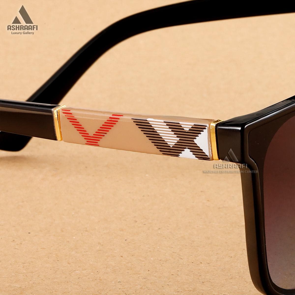 عینک آفتابی بربری Burberry 9021 — تصویر ۴