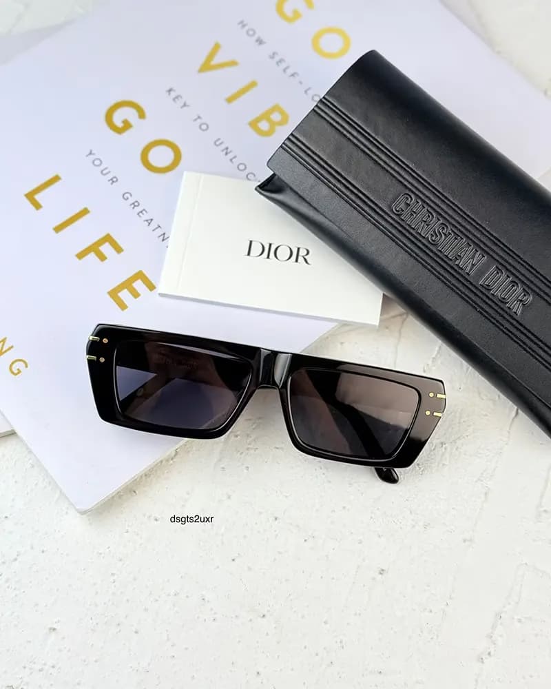 عینک آفتابی زنانه دیور مدل DIOR DSGTS2UXR — تصویر ۳
