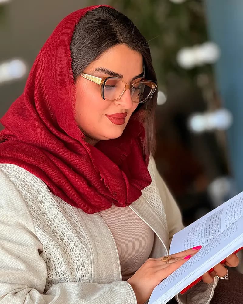 عینک طبی زنانه میرا مدل لاولی MIRA LOVELY 2273 — تصویر ۲