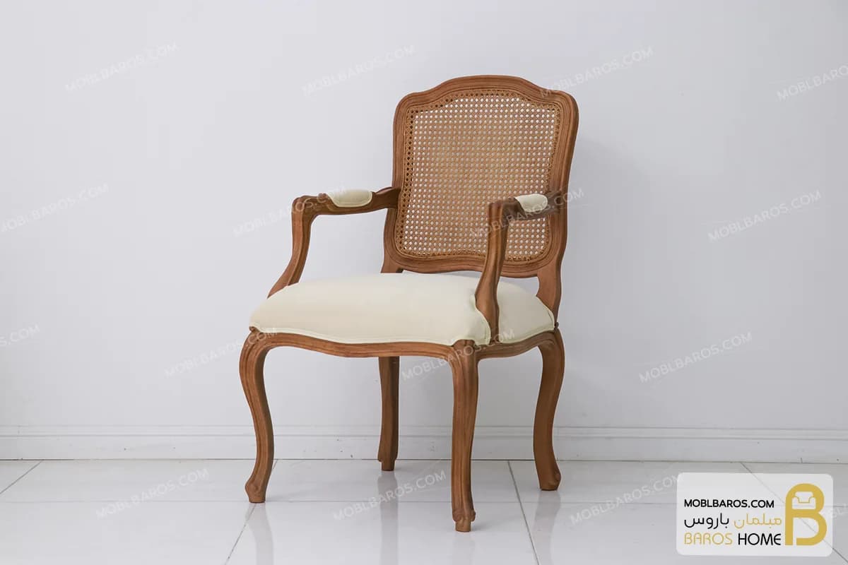 صندلی چوبی فرانسوی دسته دار