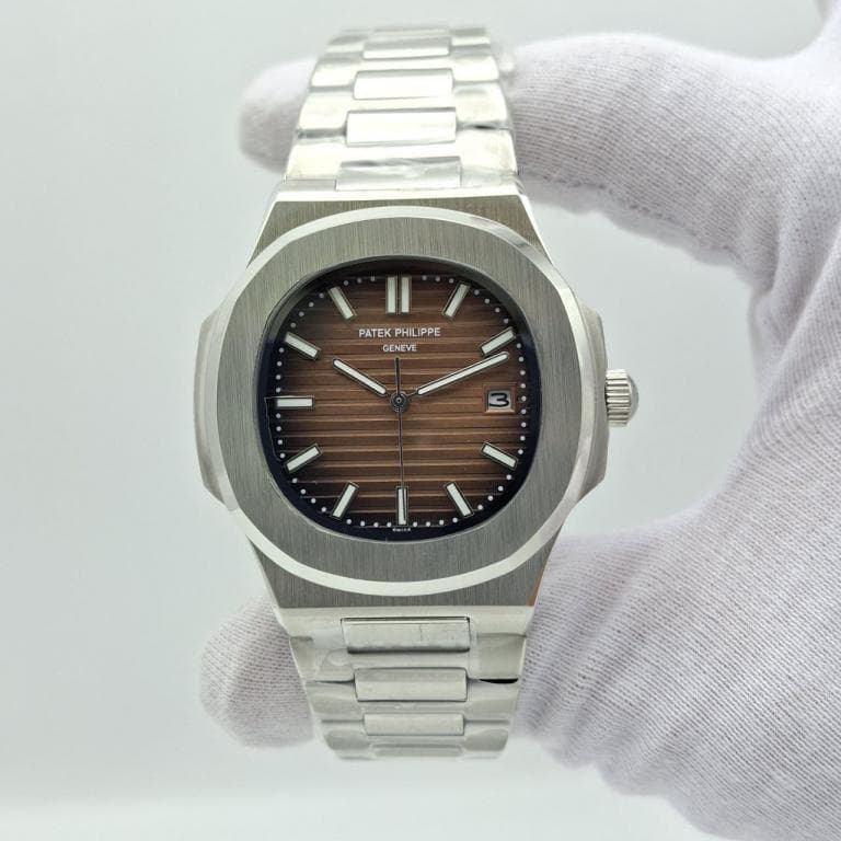 ساعت مردانه پتک فیلیپ ناتیلوس صفحه قهوه ای(نسکافه ای) موتور ژاپن Patek Philippe