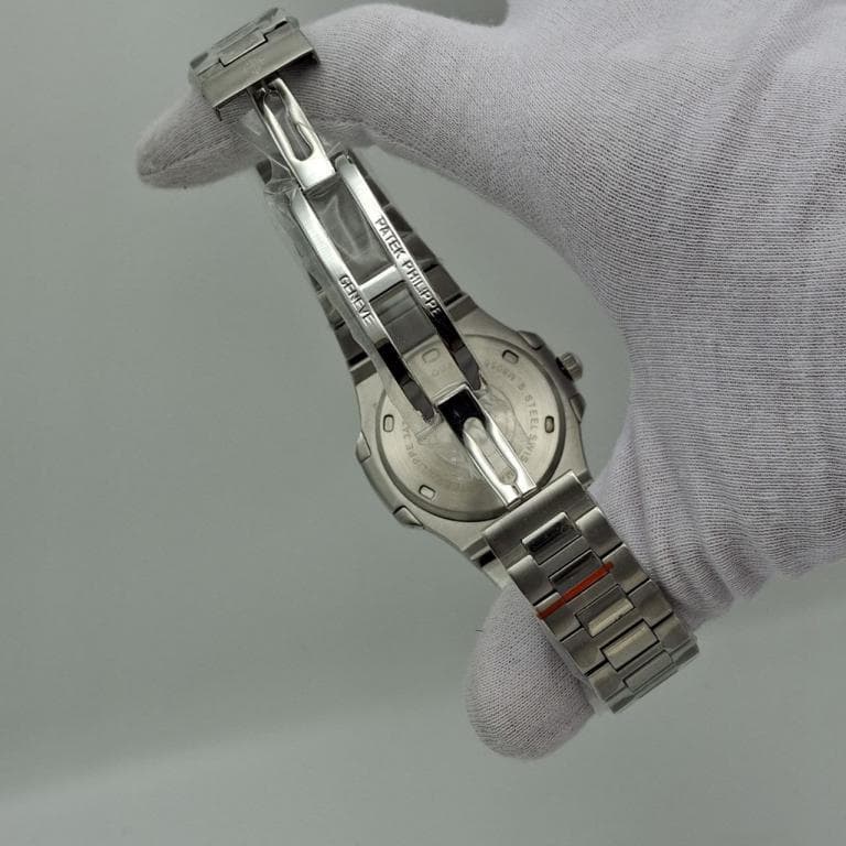 ساعت مردانه پتک فیلیپ ناتیلوس صفحه طوسی موتور ژاپن Patek Philippe — تصویر ۸