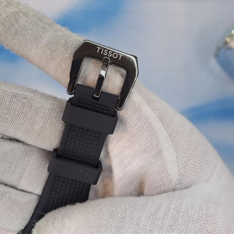 ساعت مچی مردانه تیسوت Tissot 1853 Powermatic بند رابر تمام مشکی | عقربه شبرنگ | تقویم ماه | موتور کوارتز — تصویر ۶