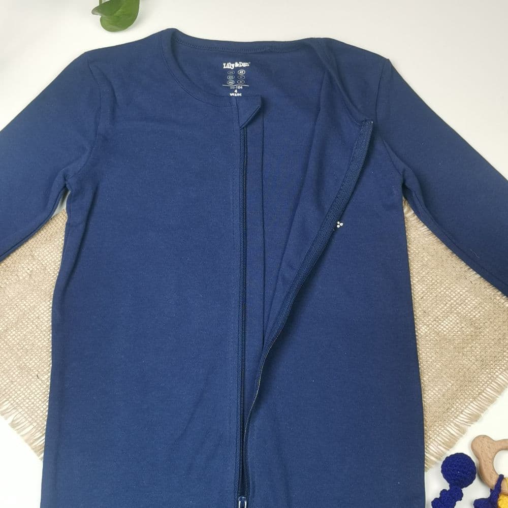 سرهمی نوزادی پسرانه آستین بلند برند Lily & Dan طرح گرگ زیپ دار سرمه ای رنگ – 2-4 سال — تصویر ۶