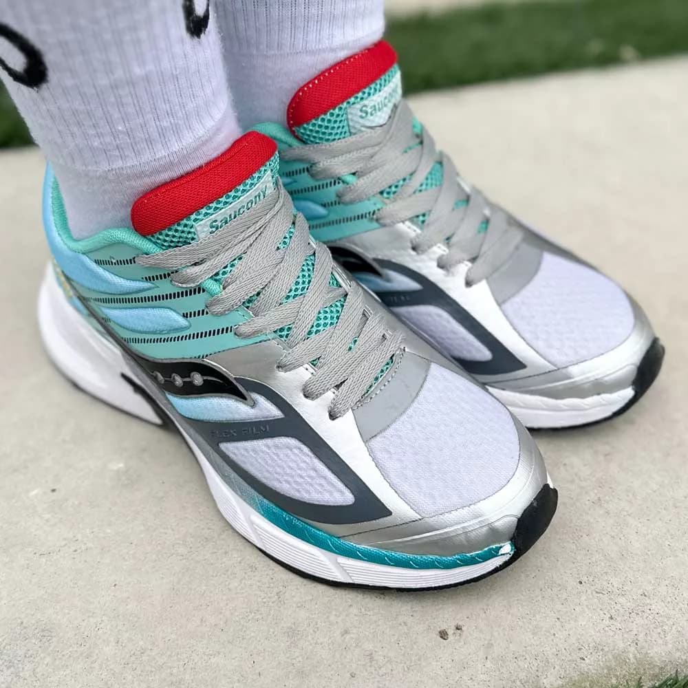 کتانی دخترانه Saucony فیروزه ای کد 25836 — تصویر ۳