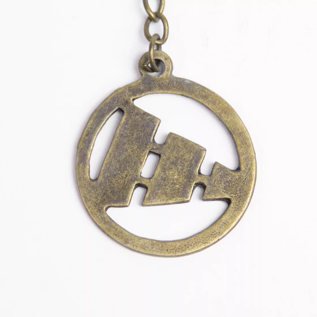 جاسوئیچی کد 22695 — تصویر ۲