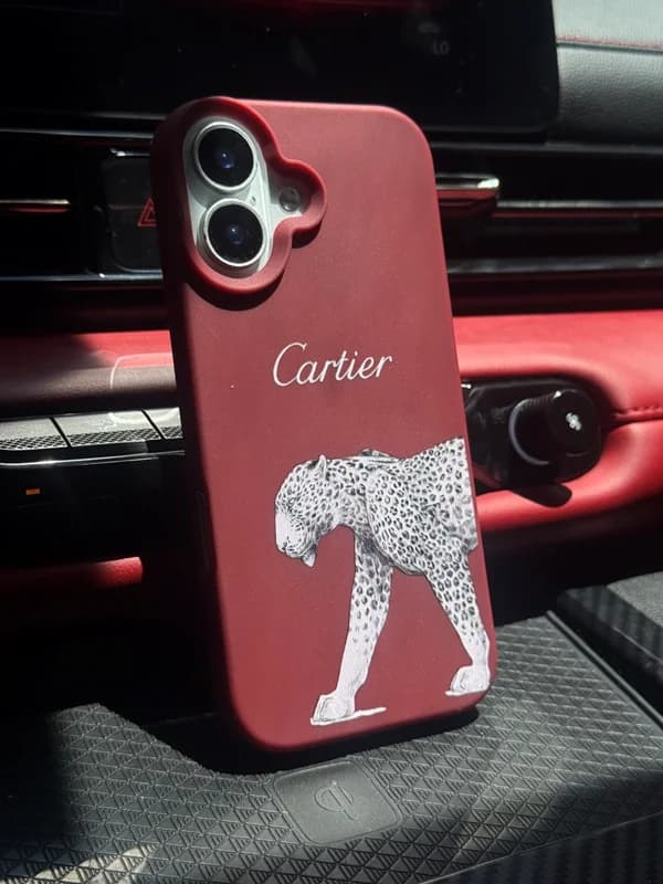 قاب Cartier طرح پلنگی گوشی آیفون 16