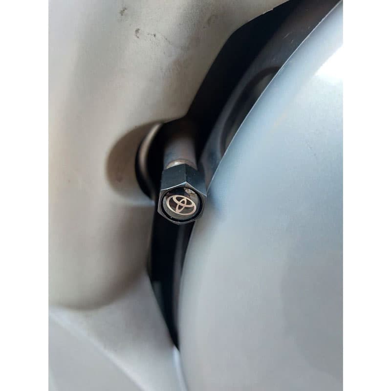 ست سرکلیدی و سر والف خودرو طرح تویوتا کد 0555 — تصویر ۴