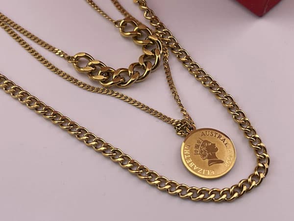 گردنبند سه لاین کارتیر آویز الیزابت