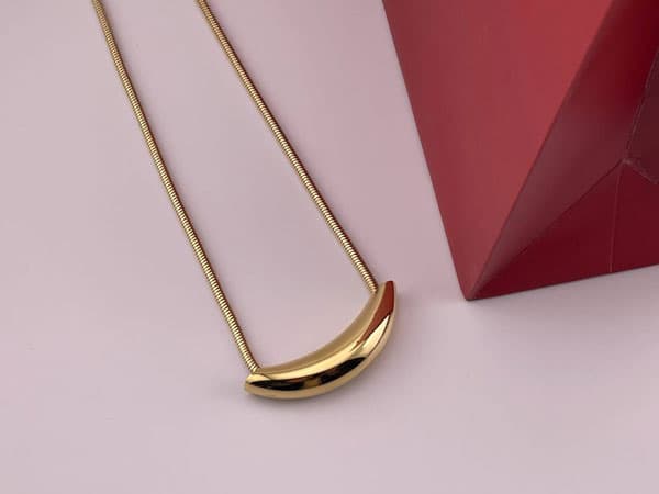 گردنبند مینیمال ماری