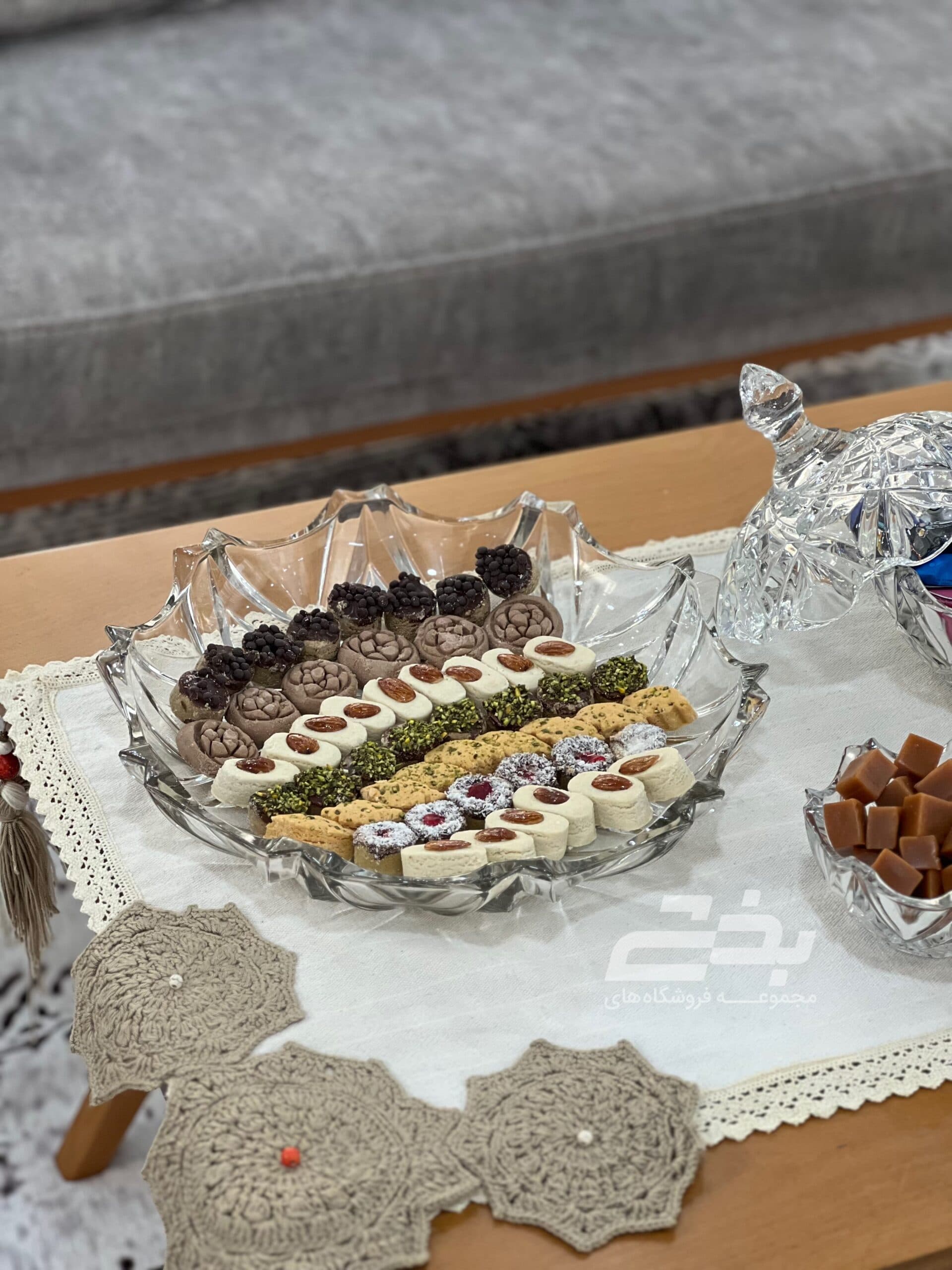 شیرینی خوری امگا — تصویر ۳