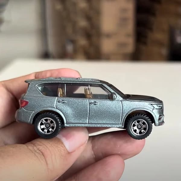 ماشین فلزی Matchbox مدل 2022 INFINITI QX80 — تصویر ۳