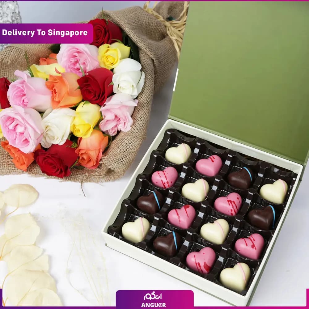 جعبه شکلات قلب با دسته گل رز مخلوط (تحویل در سنگاپور)