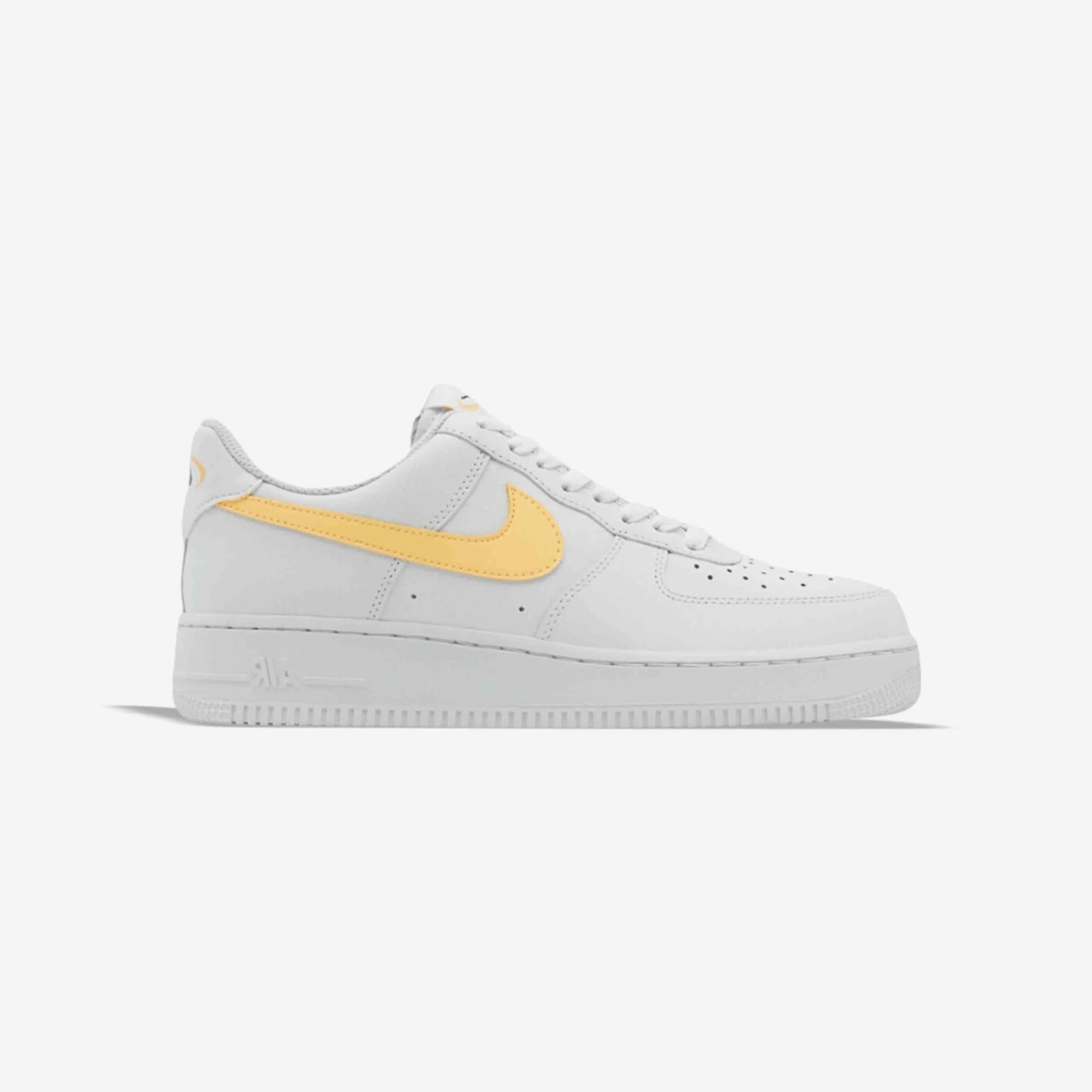کتونی Nike مدل Air Force 1 – FQ2742-100