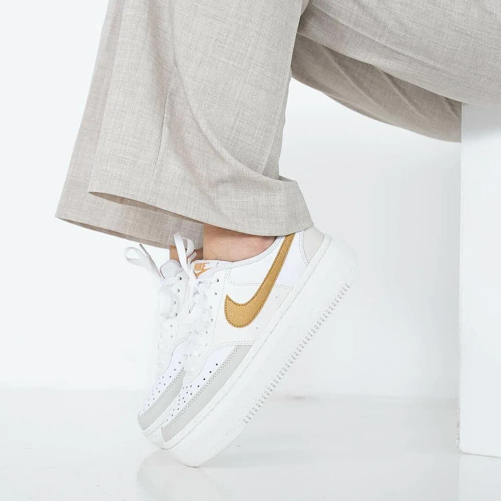 کتونی روزمره Nike مدل Court Vision Alta – DZ5394-100 — تصویر ۸
