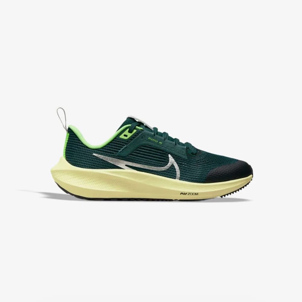 کفش دویدن Nike مدل Pegasus 40 – DX2498-301