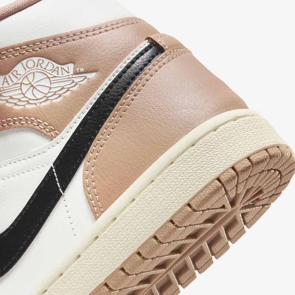 کتونی Nike مدل Jordan 1 Mid – BQ6472-103 — تصویر ۸