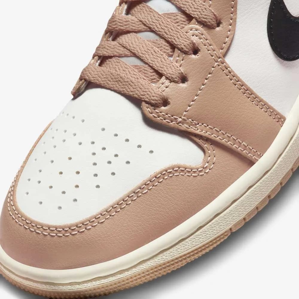 کتونی Nike مدل Jordan 1 Mid – BQ6472-103 — تصویر ۷