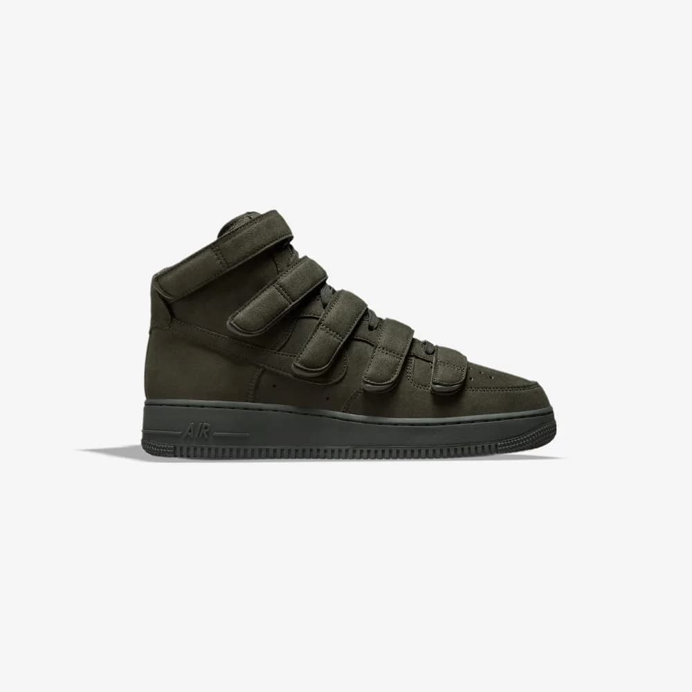 کتونی Nike مدل Air Force 1 High x Billie Eilish – DM7926-300