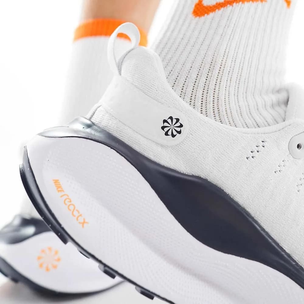کفش دویدن Nike مدل Infinity Run 4 – HJ9071-100 — تصویر ۸