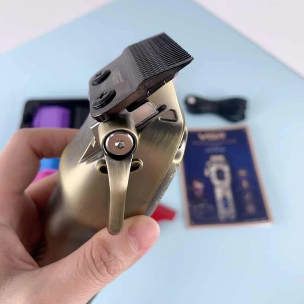 ماشین اصلاح حجم زن وی جی آر VGR V-027 — تصویر ۱۰
