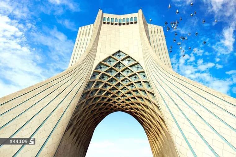 آسمان مجازی تایلی طرح برج آزادی — تصویر ۲